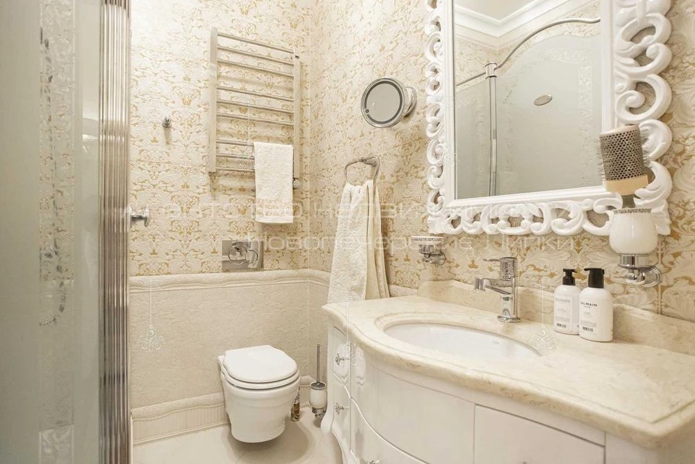 Residential complex Novopecherskie Lipki 3 rooms 115m2 Expensive renovation Verkhoglyad