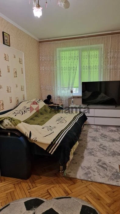 Продам 3 комн кв на Бочарова - московка