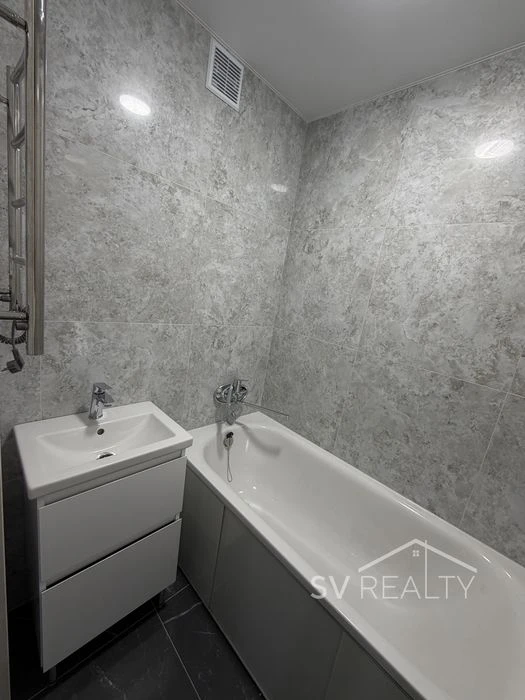 Two-room apartment in a new house, Aleksandrovsk