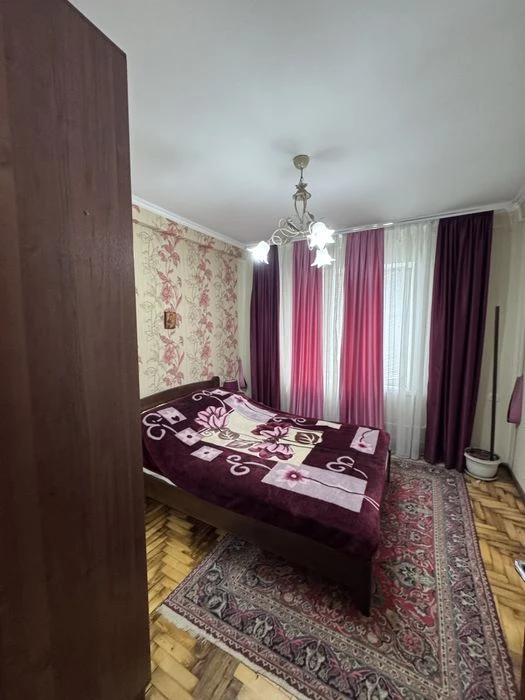 Продается 2-х комнатная кварттра.
