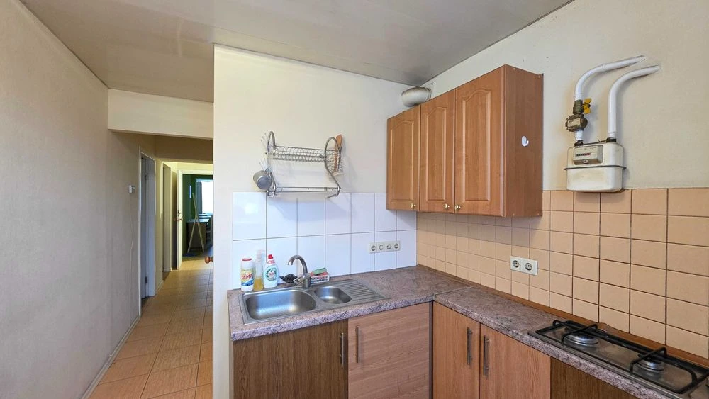 DC S4 Selling a 5-room apartment in Pavlovo Pole, metro station, August 23