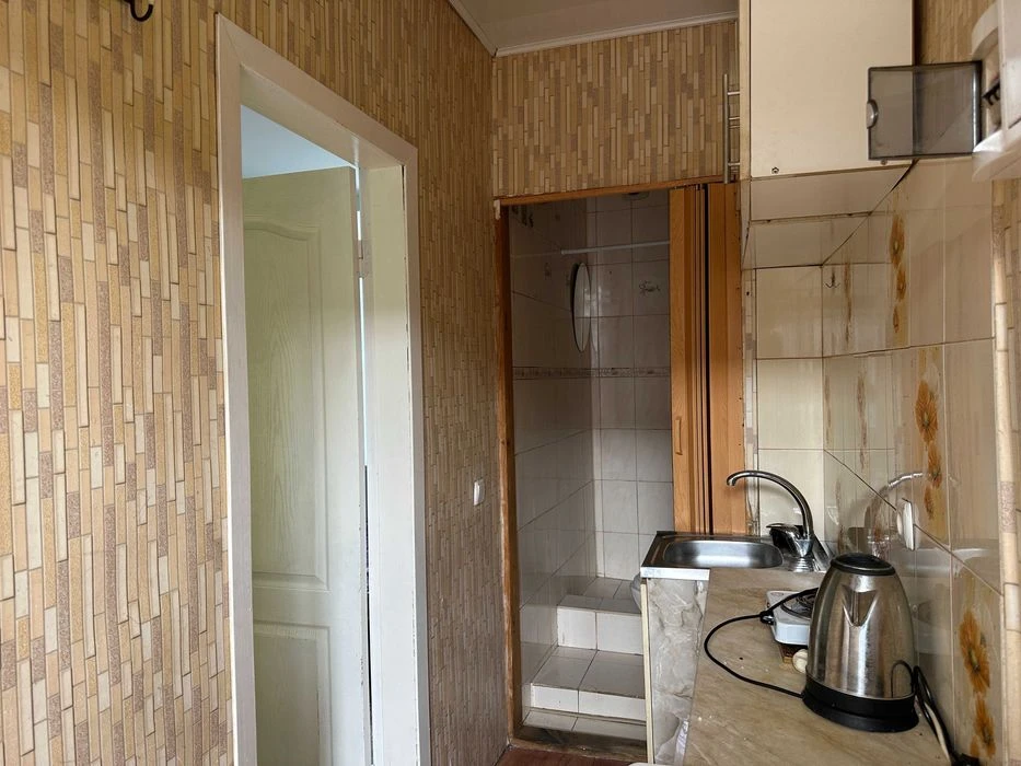 Продам 1-комн. квартиру на ул. Лазарева