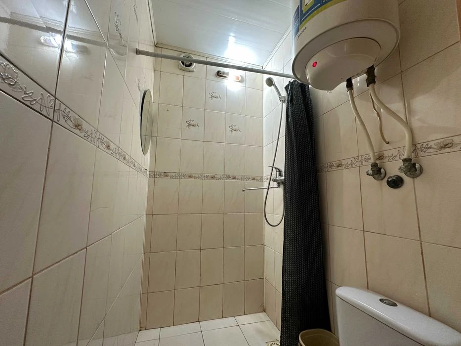 Продам 1-комн. квартиру на ул. Лазарева