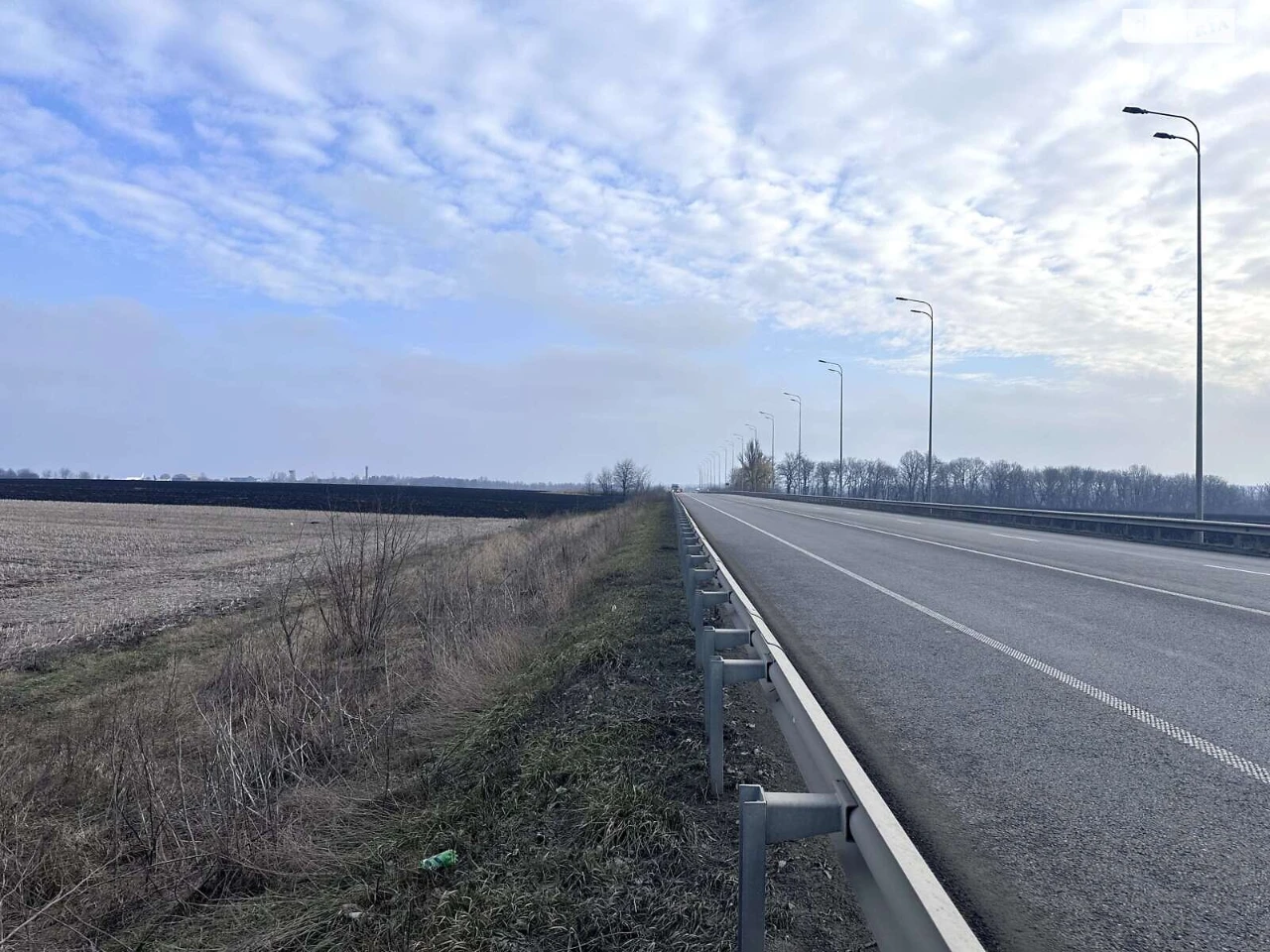 Продаж Земля комерційного призначення