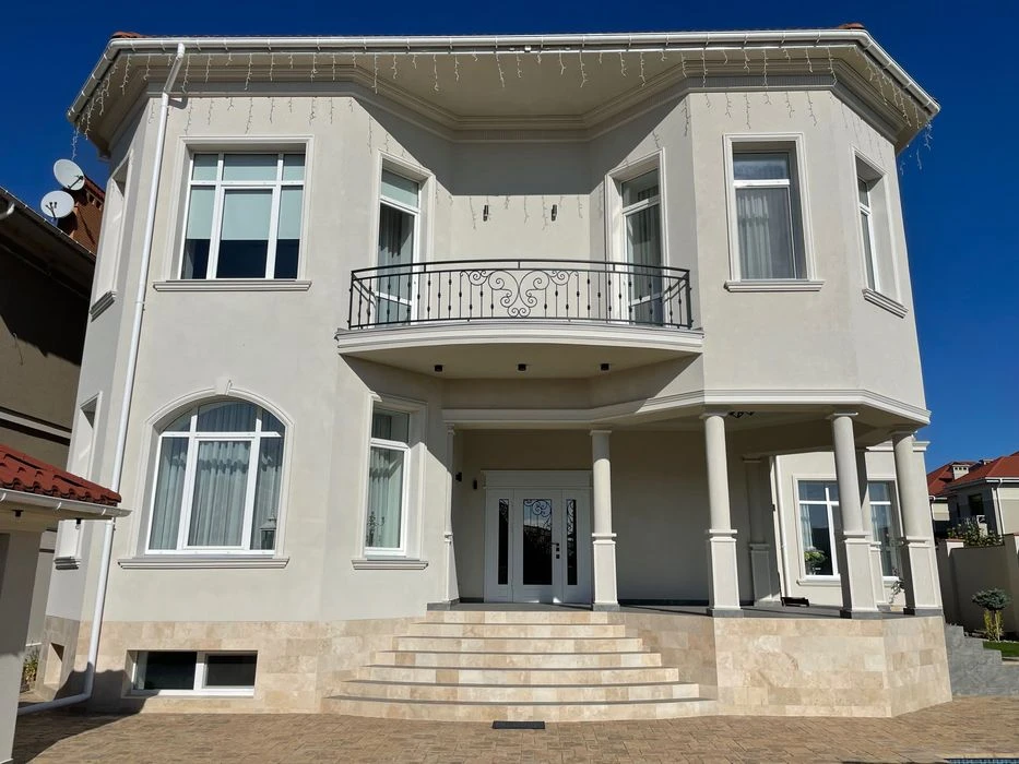 Продам новый дом у моря в Совиньоне