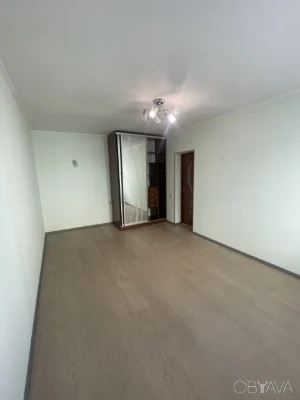I will sell a 3-room apartment in Podil, Kostyantynivska St., 21, Kon
