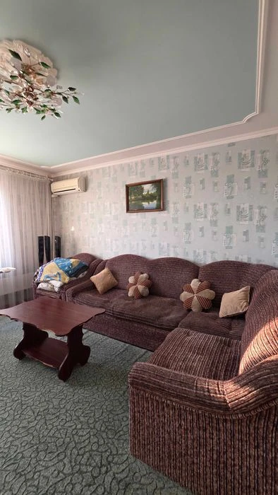 Selling a 4-room apartment (4/9), Pyatikhatki, BAM, Kurchatov! Certified.