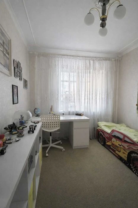 Selling a 4-room apartment (4/9), Pyatikhatki, BAM, Kurchatov! Certified.
