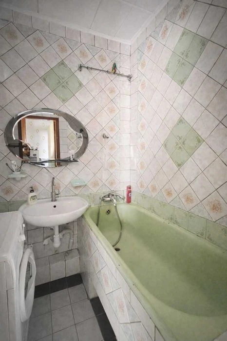 Selling a 4-room apartment (4/9), Pyatikhatki, BAM, Kurchatov! Certified.