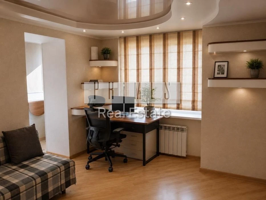 Sale of 3-room apartment 70.4 sq. m. on Zvirynetska St. 61A • ID 3