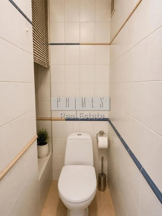 Sale of 3-room apartment 70.4 sq. m. on Zvirynetska St. 61A • ID 3