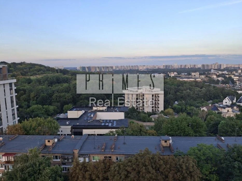 Sale of 3-room apartment 70.4 sq. m. on Zvirynetska St. 61A • ID 3