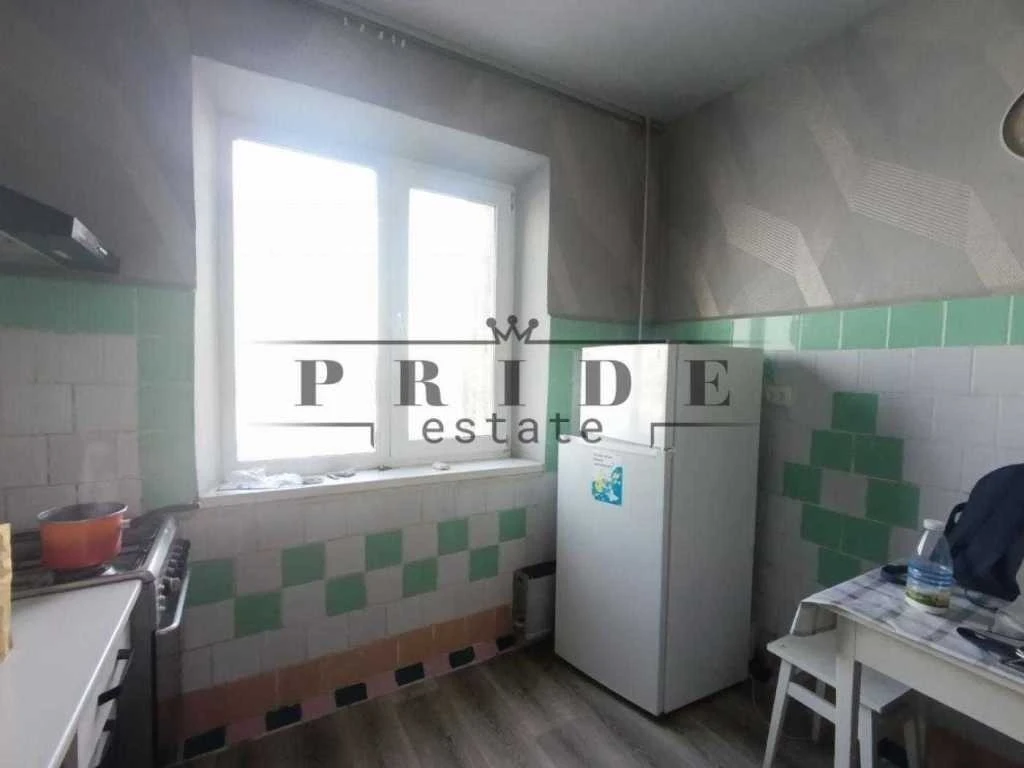 Sale of a 3-room apartment of 70 m², Roman Shukhevich Avenue,
