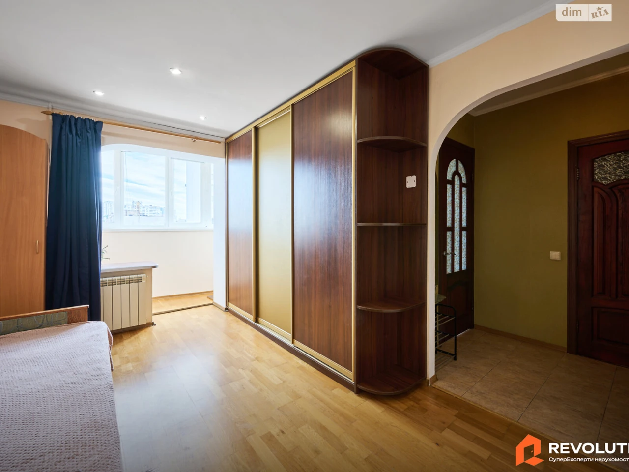 Продажа квартир Харьковский массив.