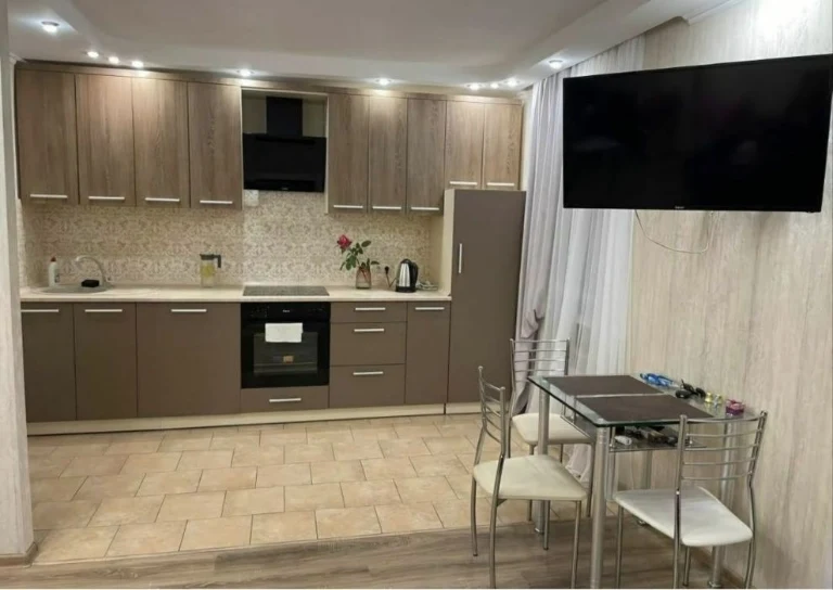 Продажа 1-комнатной квартиры под бизнес. Пр. Юбилейный