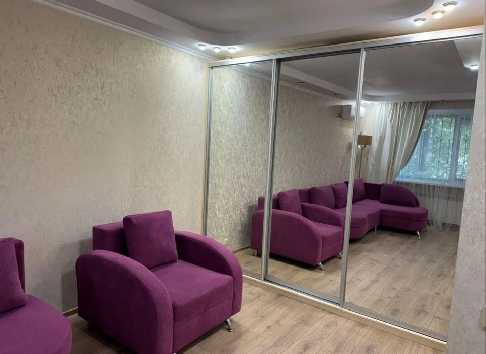 Sale of 1 renovated apartment for business. Pr. Jubilee