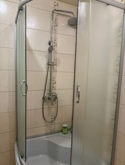 Sale of 1 renovated apartment for business. Pr. Jubilee