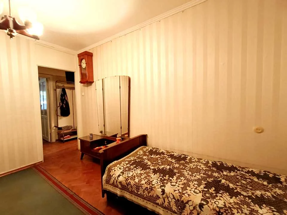 Квартира. Одесса, Героев Крут ул. (Валентины Терешковой)