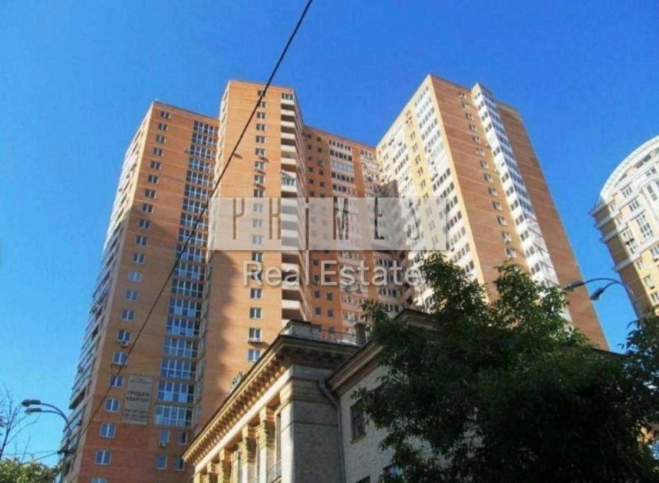 Unrealistically low price Keys in hand. Apartment 159m2 street