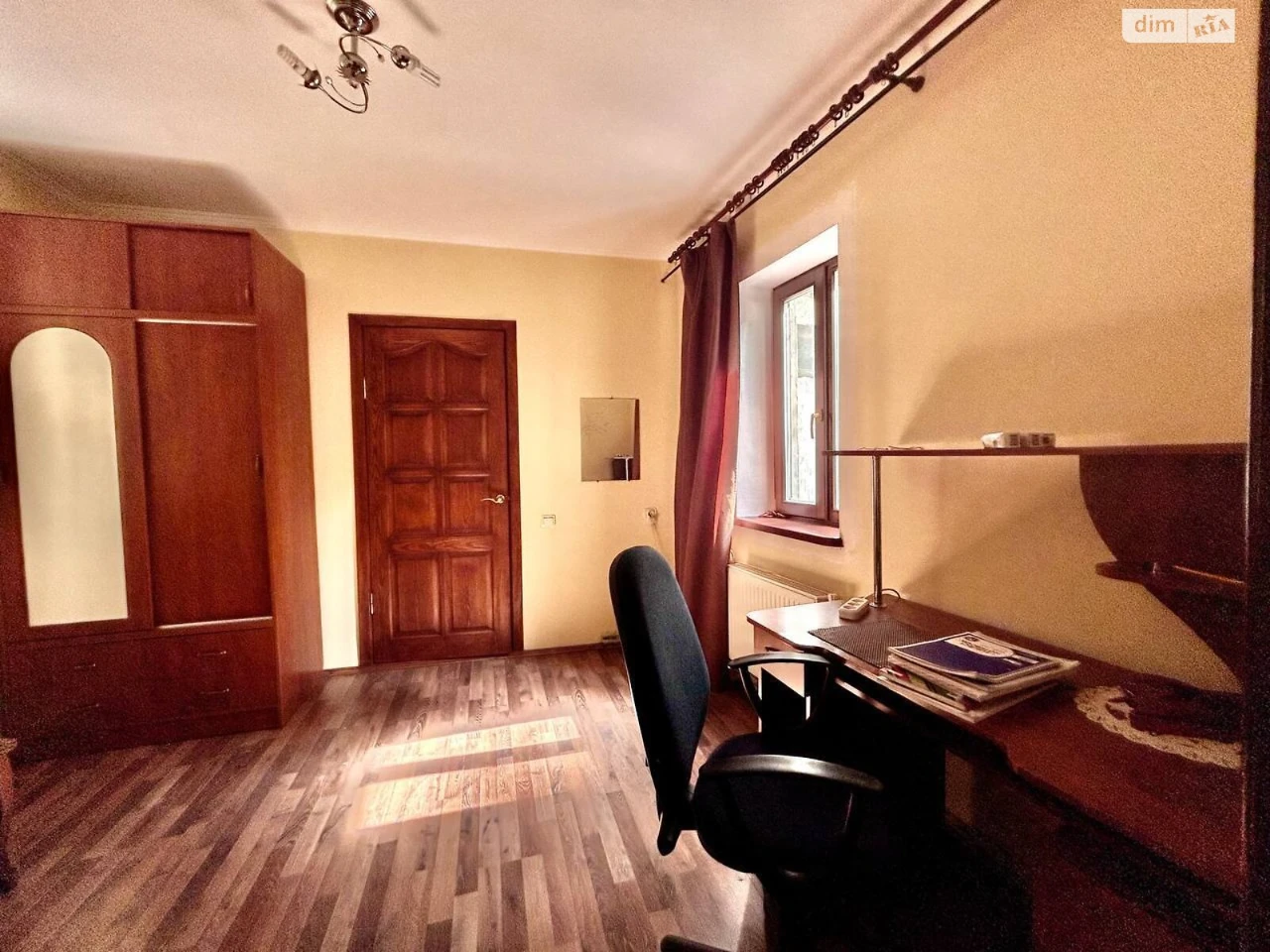 Продаж Частина будинку Сінний ринок
