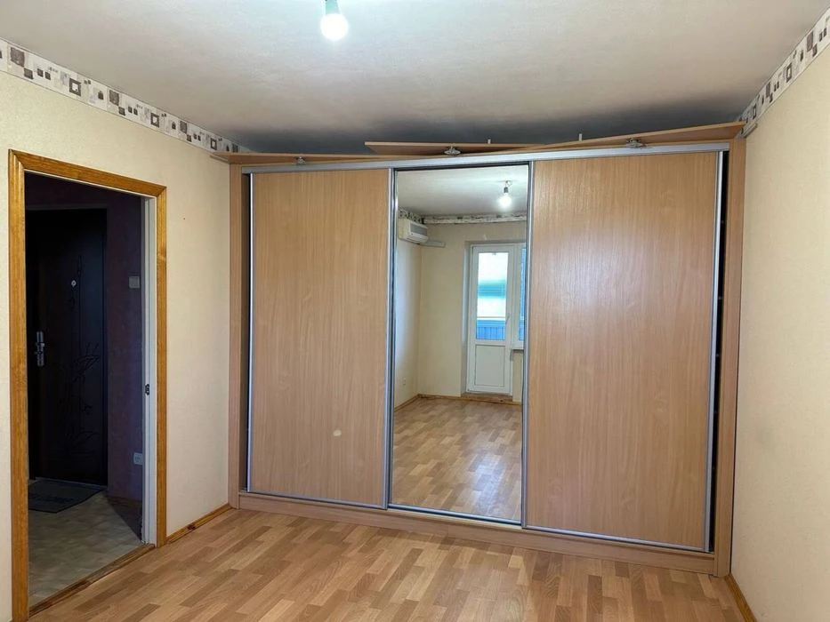 Продажа двухкомнатной квартиры, Шевченковский район, ул. Ворон