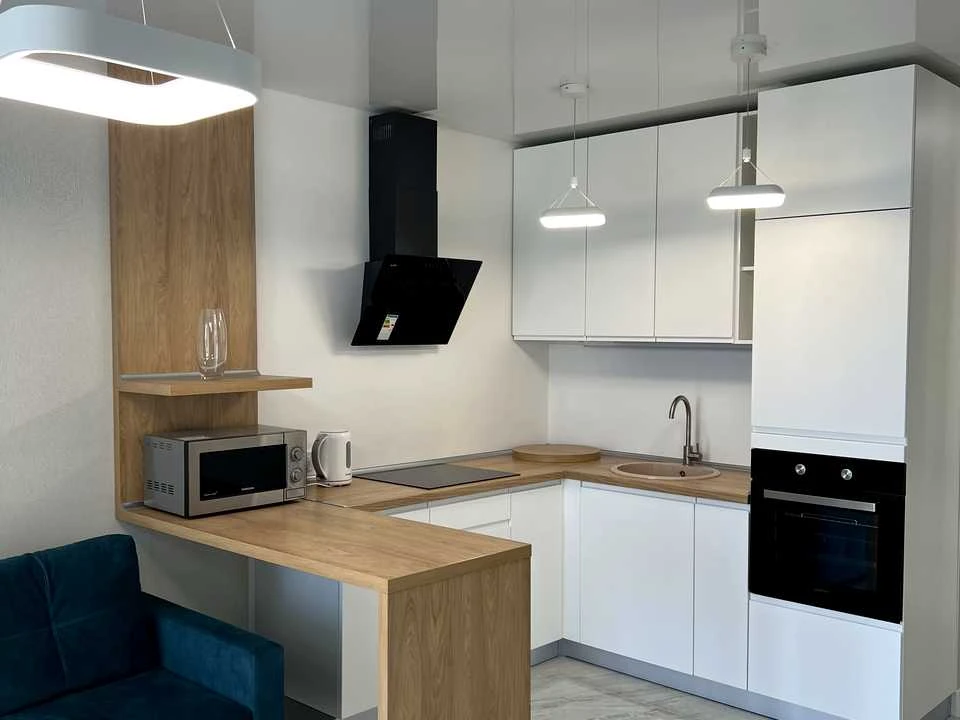 Apartment. Dnipro, Naberezhna Peremohy st.