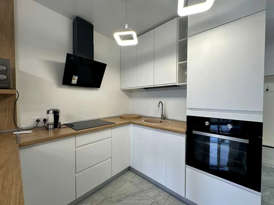 Apartment. Dnipro, Naberezhna Peremohy st.