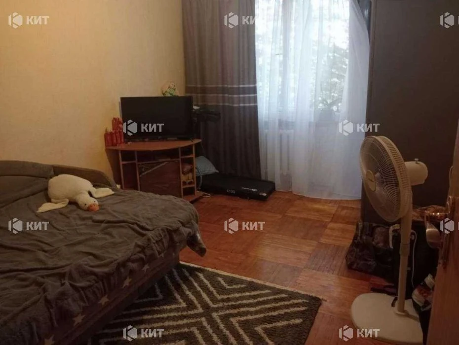 3 rooms. 65 sq. m. Saltivka (Saltivka, m. Barabashova, Yubileyny 38) 131