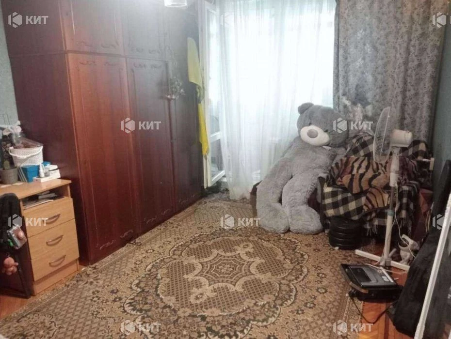3 rooms. 65 sq. m. Saltivka (Saltivka, m. Barabashova, Yubileyny 38) 131