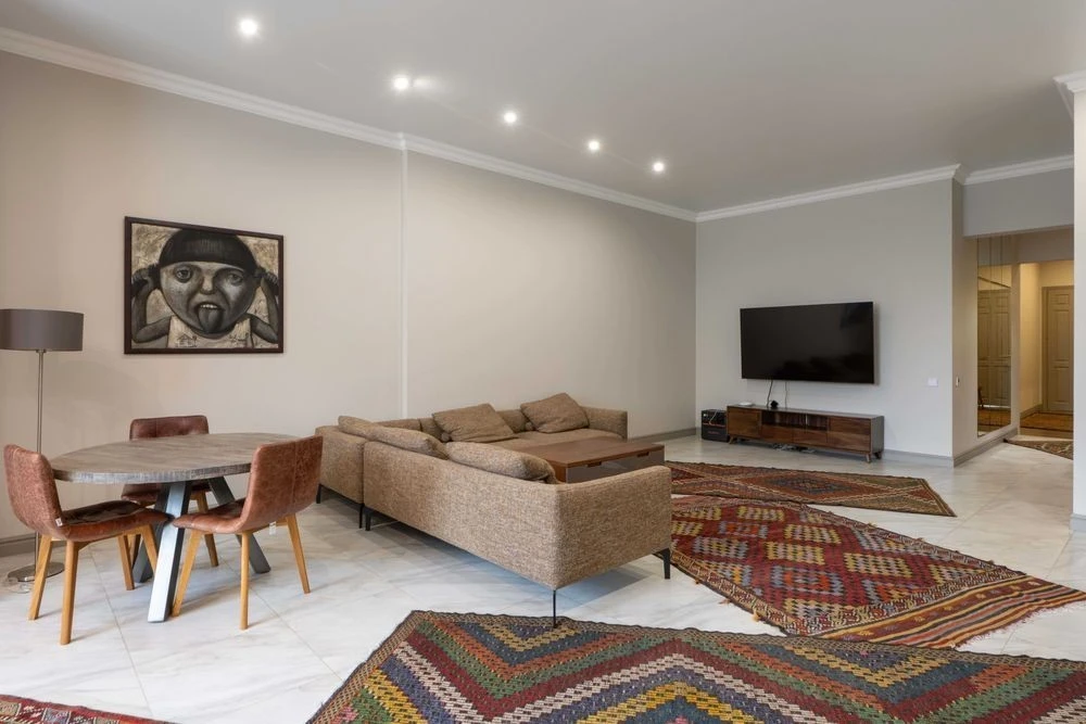 Modern apartment for sale in Liberty Estate residential complex!