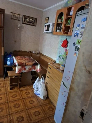 Продам 2 кімнатну квартиру гостиного типу на Одеській Монюшк