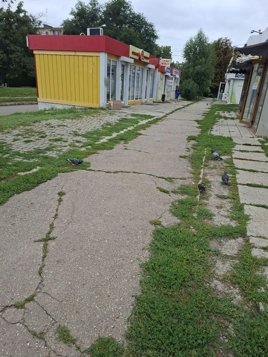 Продам 2 кімнатну квартиру гостиного типу на Одеській Монюшк