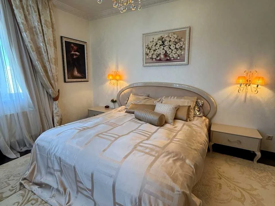 Apartment. Odesa, Champagne Avenue.