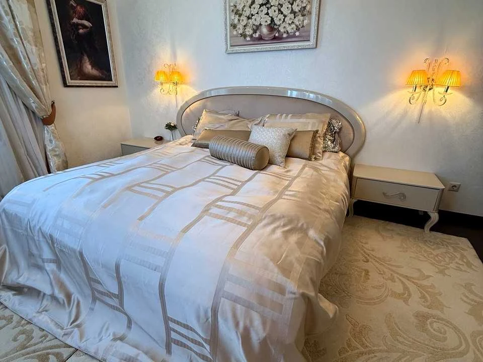 Apartment. Odesa, Champagne Avenue.