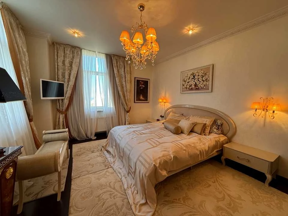 Apartment. Odesa, Champagne Avenue.