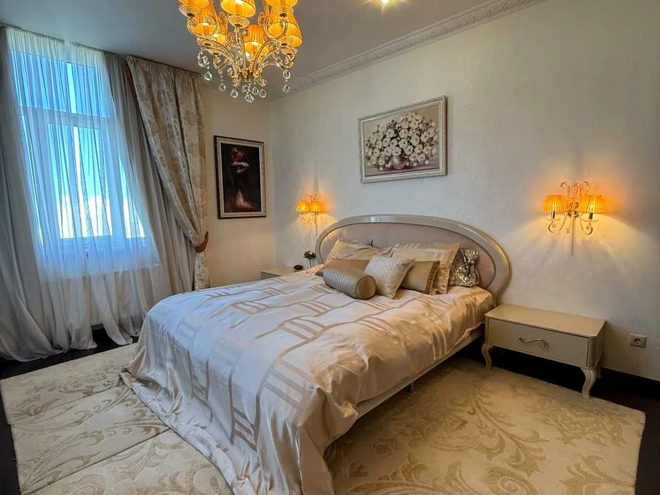 Apartment. Odesa, Champagne Avenue.
