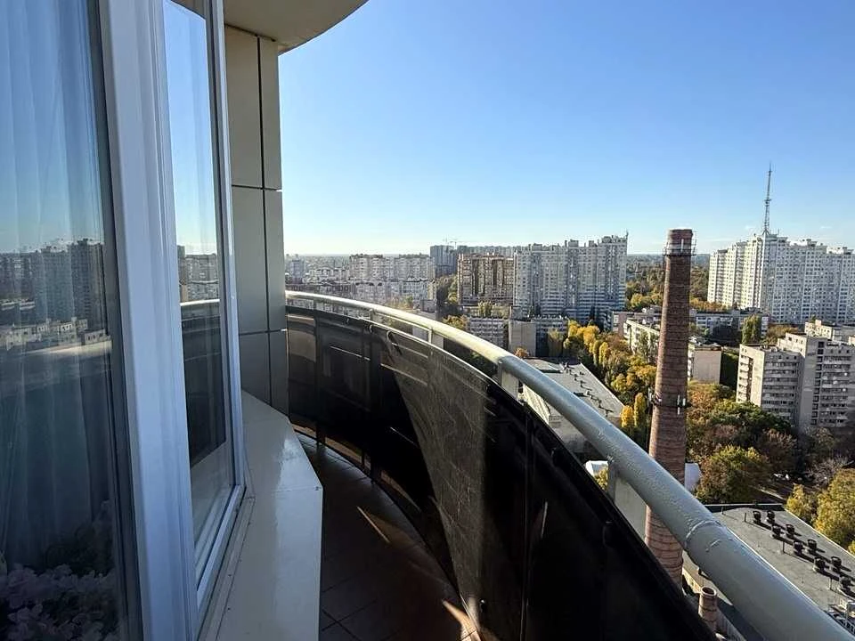 Apartment. Odesa, Champagne Avenue.