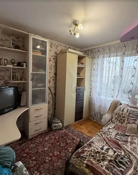 Затишна 3к з ремонтом. Мінімальне оформлення 39210