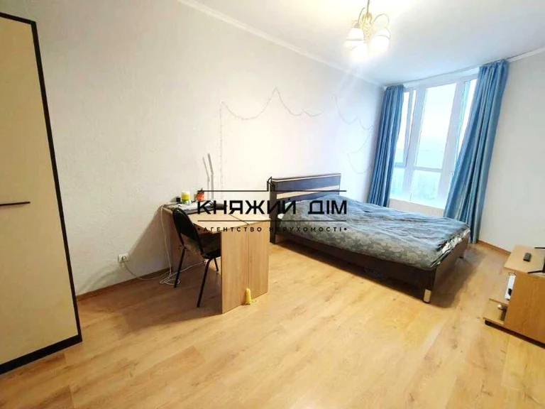 Apartment. Kyiv, Svitla St.