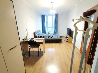 Apartment. Kyiv, Svitla St.