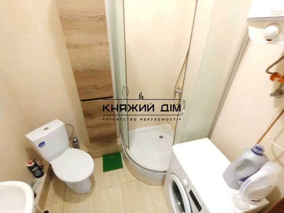Apartment. Kyiv, Svitla St.