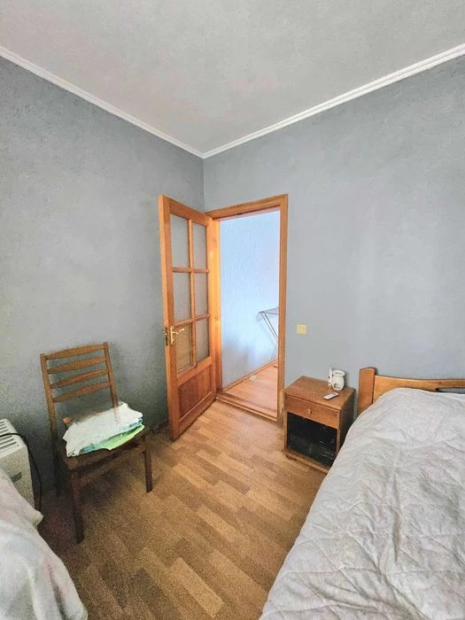 For sale 3 rooms 10 min. Kholodna Gora Zalyutino