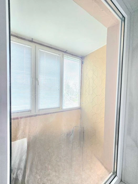 For sale 3 rooms 10 min. Kholodna Gora Zalyutino