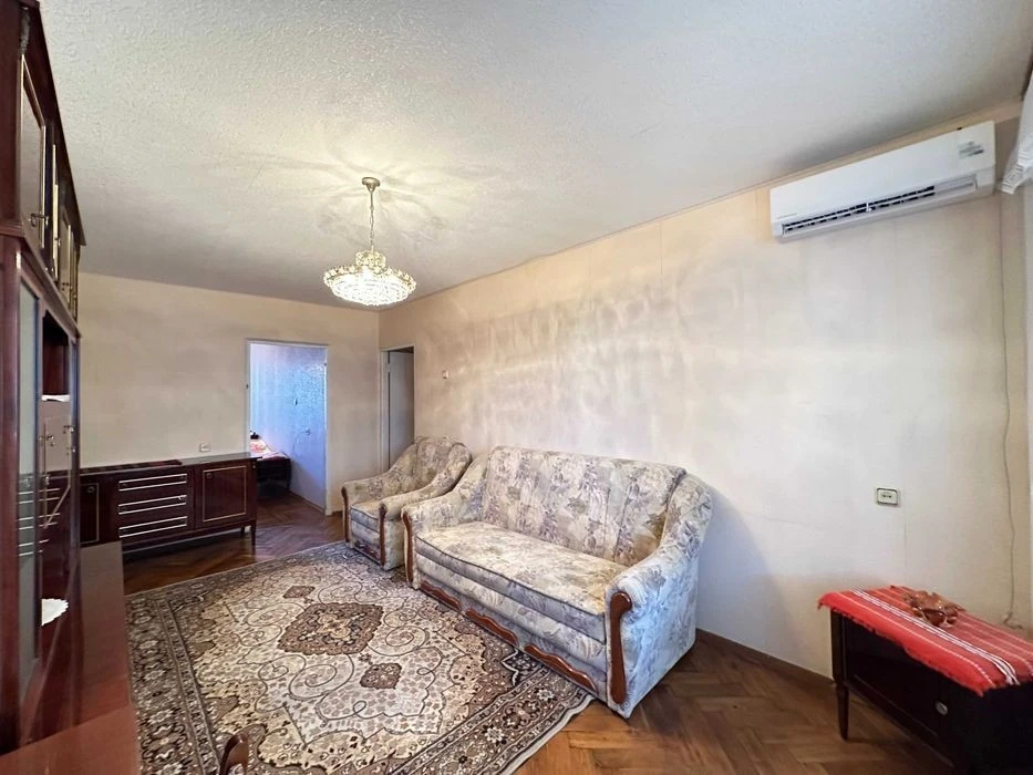 Продам 3 кімнатна квартира проспект Володимира Івасюка/Герої
