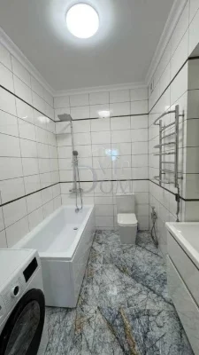 ПРОДАМ квартиру СВОЁ ОТОПЛЕНИЕ кирпичный, клубный дом