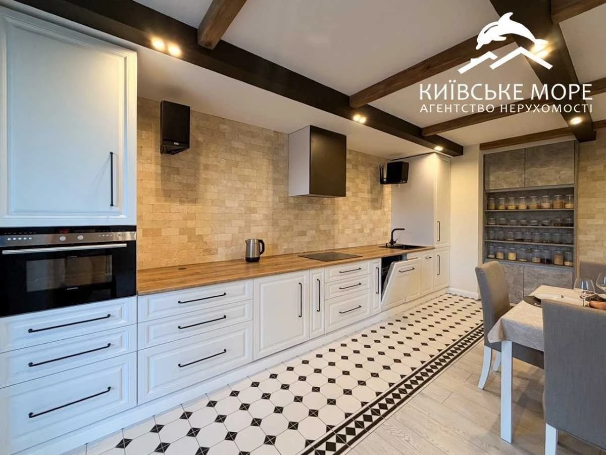 3-room apartment for sale 90 m², Voskresenska St., 18