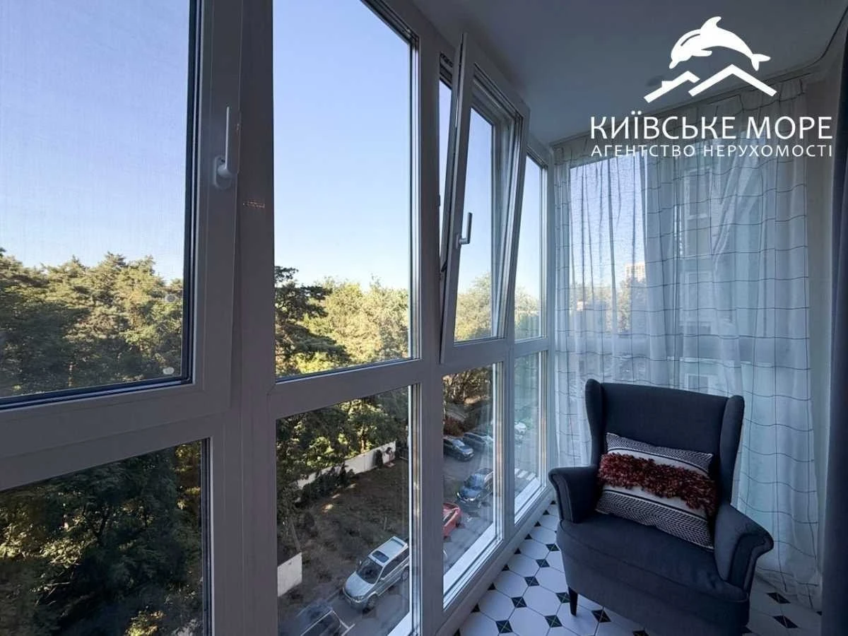 3-room apartment for sale 90 m², Voskresenska St., 18