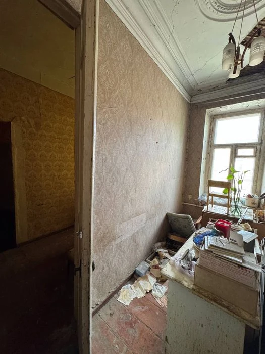 Продам квартиру в цертре Днепра ул Староказацкая 17