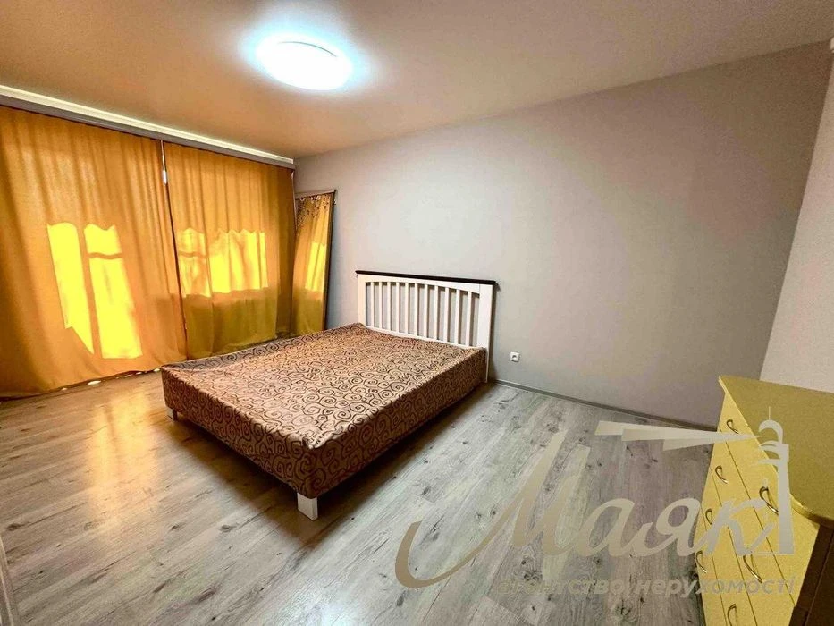2-room apartment for sale, Kosmos, Komarova St.