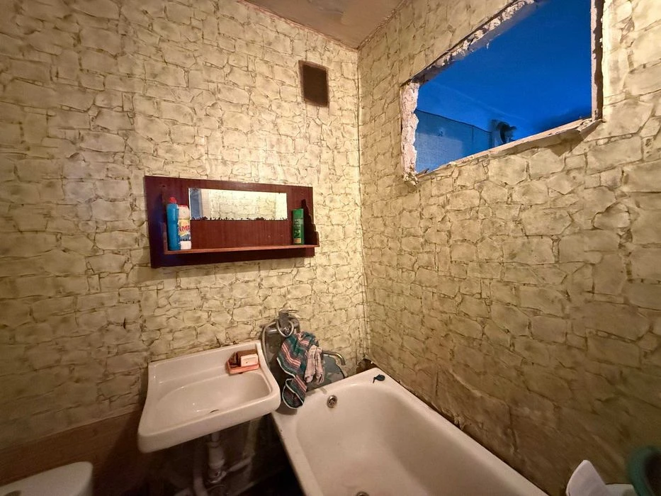 2-room apartment for sale. New line